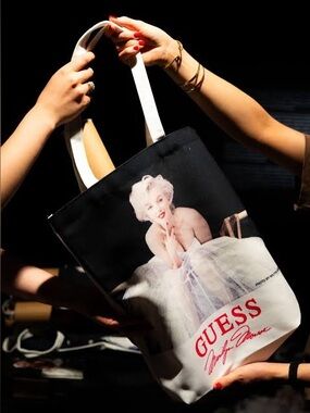 ✨Marilyn Monroe Canvas Tote Bag✨